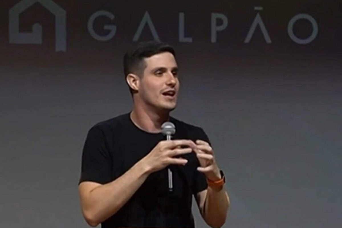 Fundador de um “movimento” religioso voltado para jovens em um bairro rico de SP é preso por ter sido acusado de estuprar três fiéis!