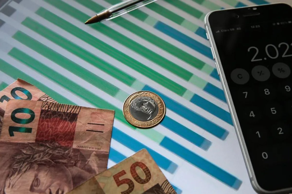 Projeções para PIB, IPCA e Selic em 2023 são mantidas pelo mercado, aponta Boletim Focus