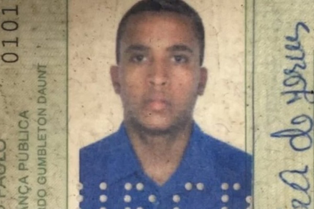 Homem é morto a tiros na frente da companheira em Feira de Santana