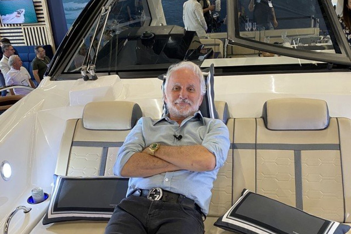 Otávio Mesquita compra embarcação luxuosa avaliada em R$ 1,5 milhão!