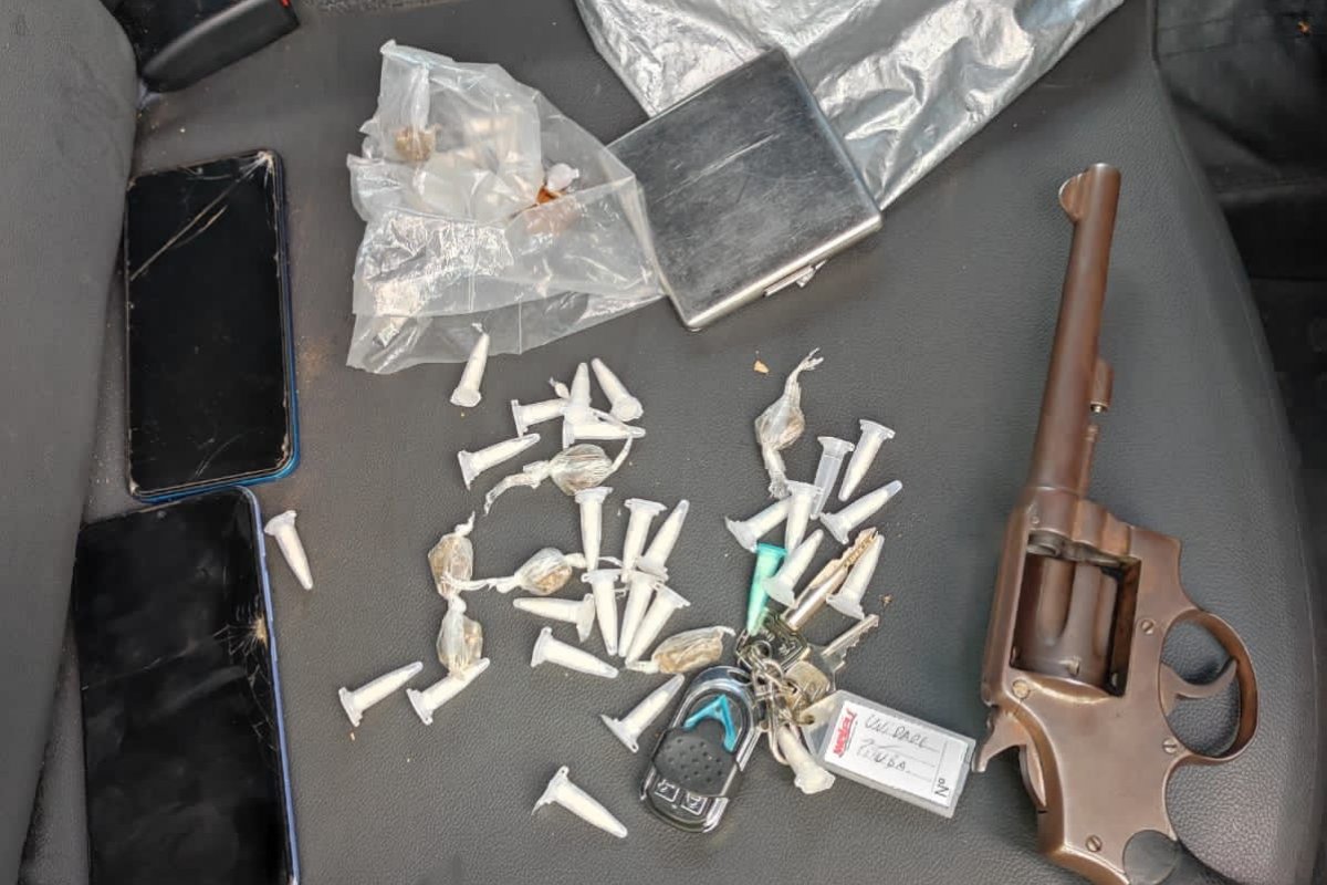 Adolescente é apreendido portando arma de fogo e drogas na região do Dique do Tororó