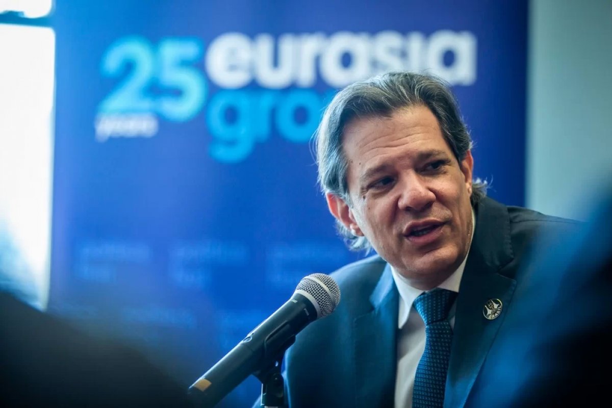 Haddad diz que 'precisa entender melhor' declaração de Campos Neto sobre corte da taxa de juros