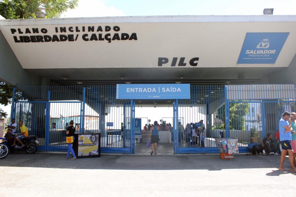 Plano Inclinado Liberdade-Calçada volta a funcionar 