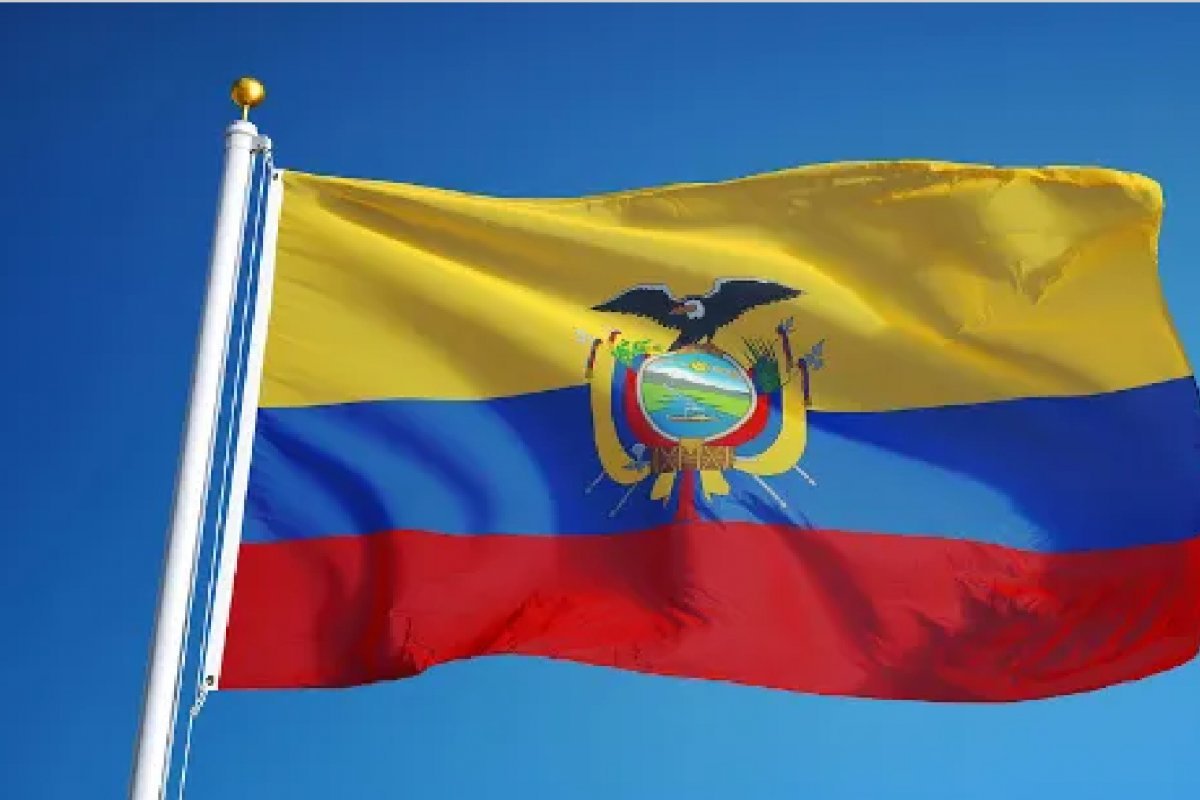 Segundo turno nas eleições presidenciais do Equador acontecem neste domingo (15)