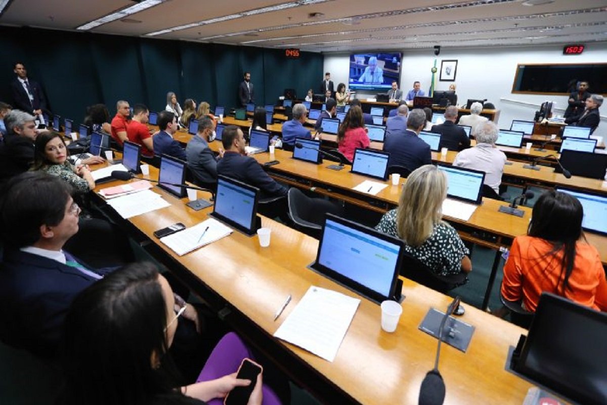 Conselho de Ética da Câmara vota oito processos por quebra de decoro; confira lista
