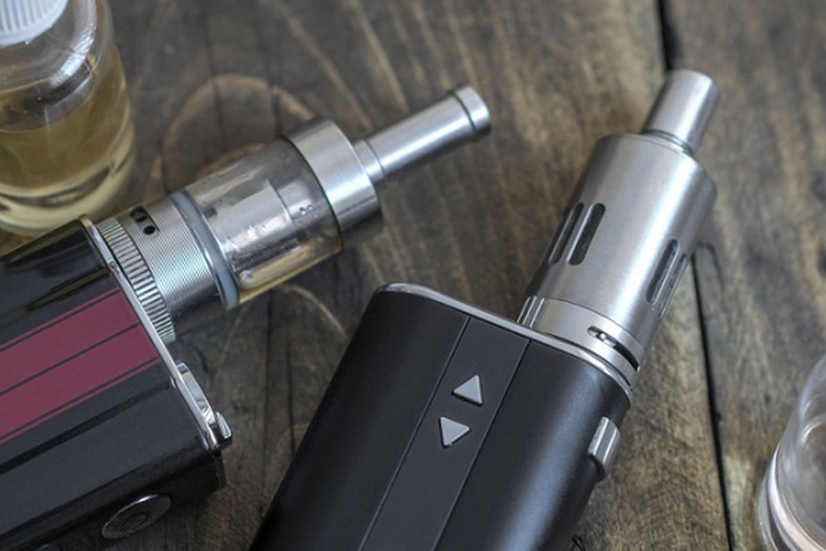 Senadora propõe projeto para regulamentar cigarros eletrônicos no Brasil