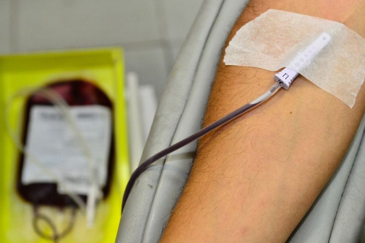 PEC que autoriza venda de plasma humano deve sofrer resistência no Plenário