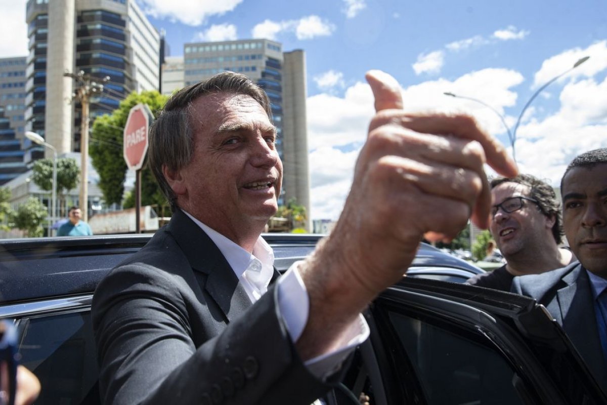 Bolsonaro comparece à PF em Brasília, mas não presta depoimento