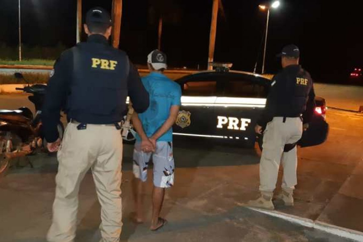 Homem é preso após ser flagrado embriagado no extremo sul da Bahia