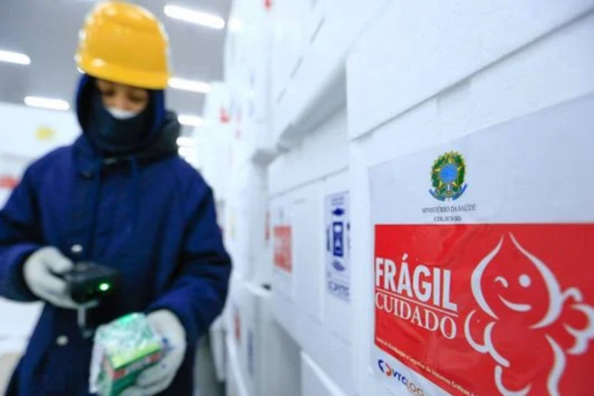 Anvisa manda destruir ou devolver lote R$ 30 mi de imunoglobulina entregue ao SUS