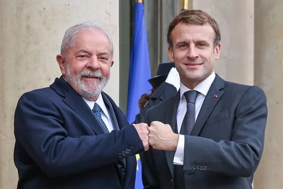 Em conversa por telefone, Lula e Macron condenam ataques terroristas no Oriente Médio