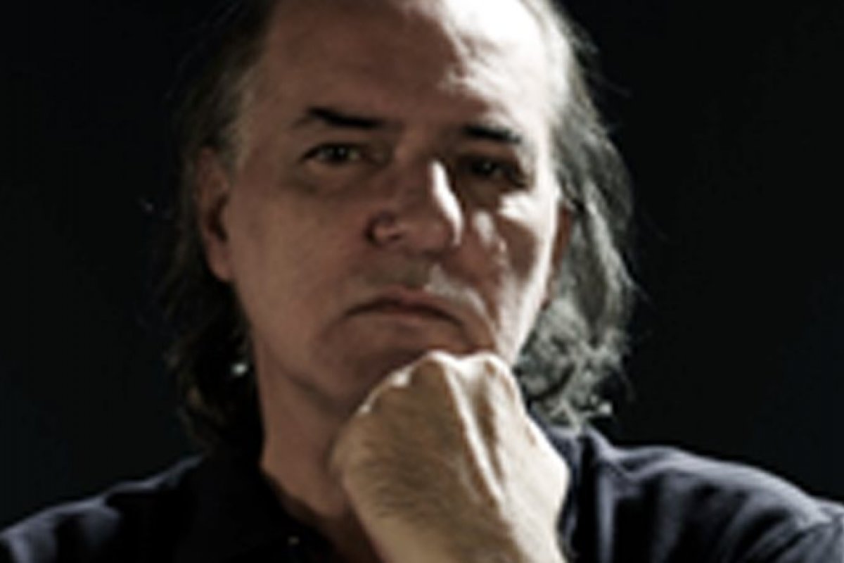 Idealizador do 'Domingo Espetacular' e ex-diretor do 'Fantástico', Carlos Roberto Amorim morre aos 71 anos!
