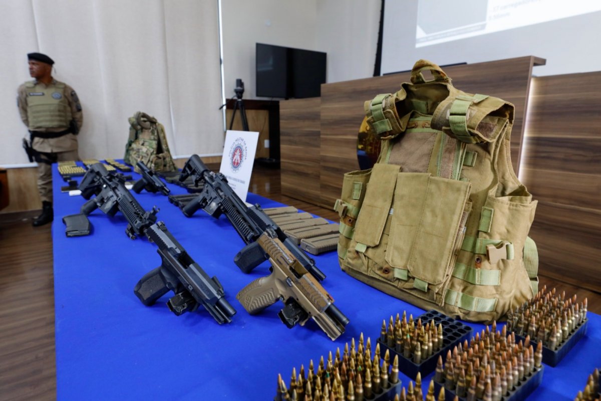 Polícia localiza 3 mil munições em tentativa de fuga de detentos