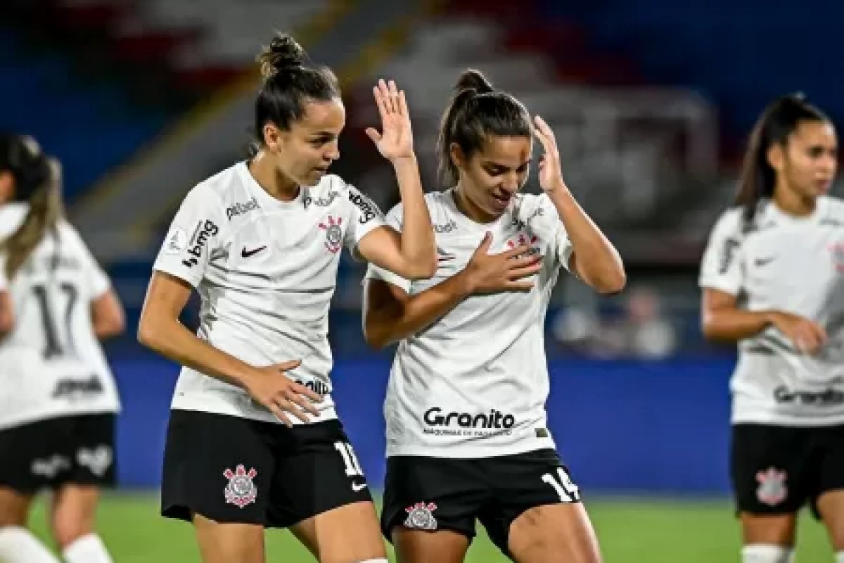 Corinthians vence o Palmeiras e é tetracampeão da Libertadores feminina