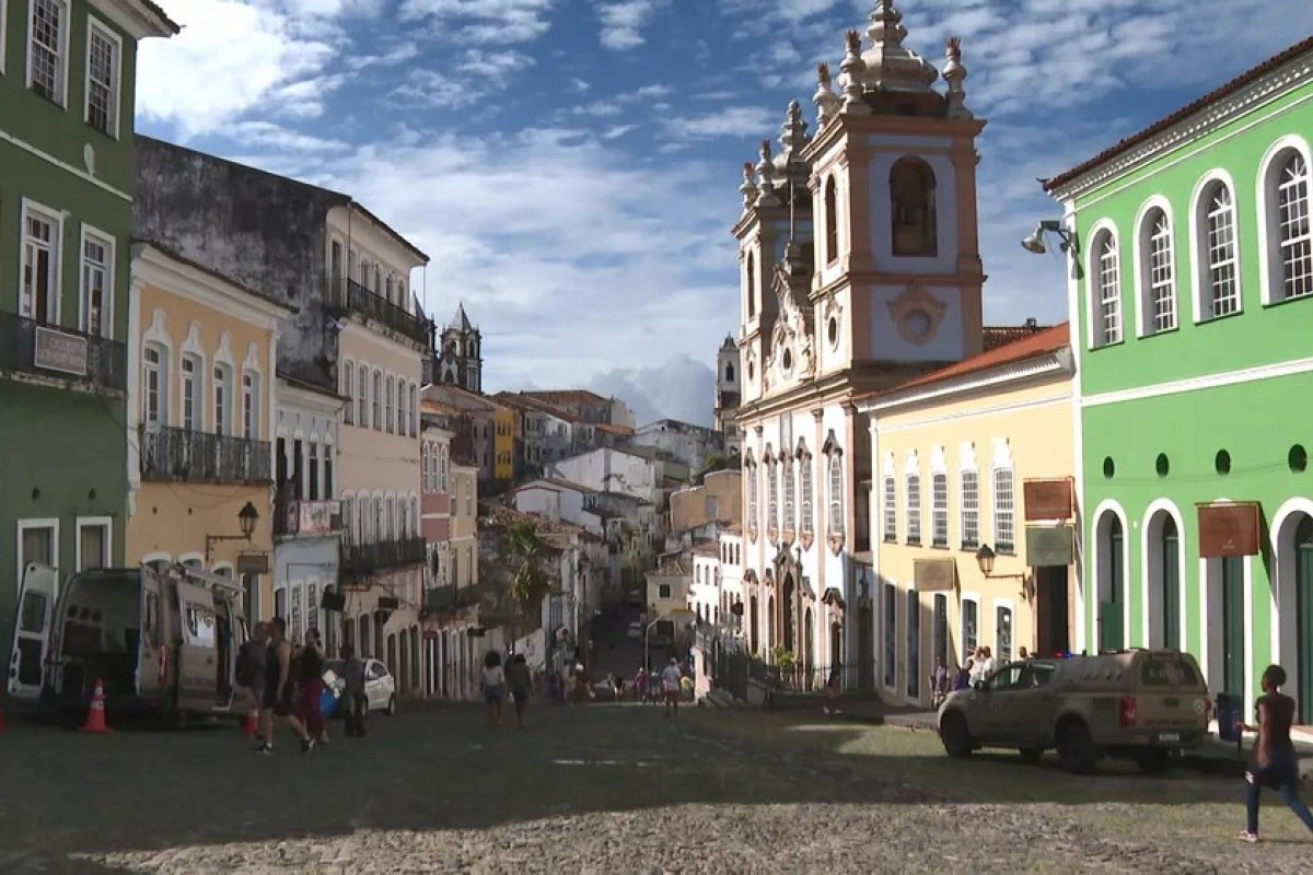 Homem é baleado após entrar em luta corporal com policial no Pelourinho