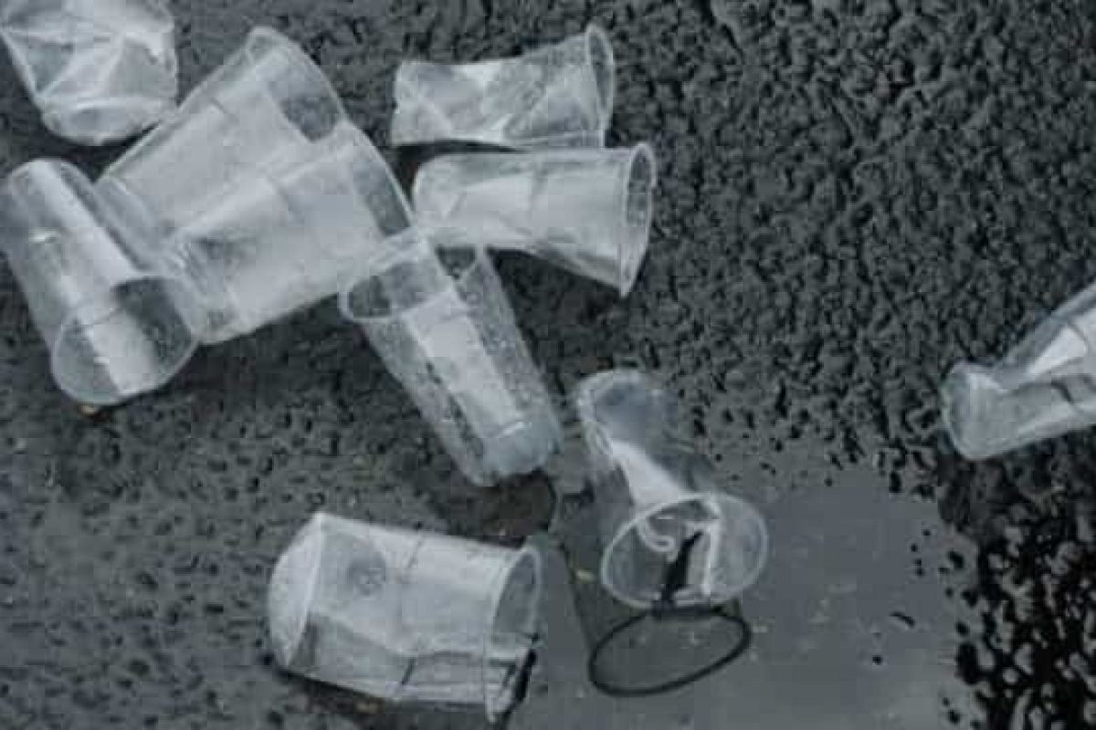 Corrida internacional de São Silvestre vai reciclar copos plásticos usados pelos corredores