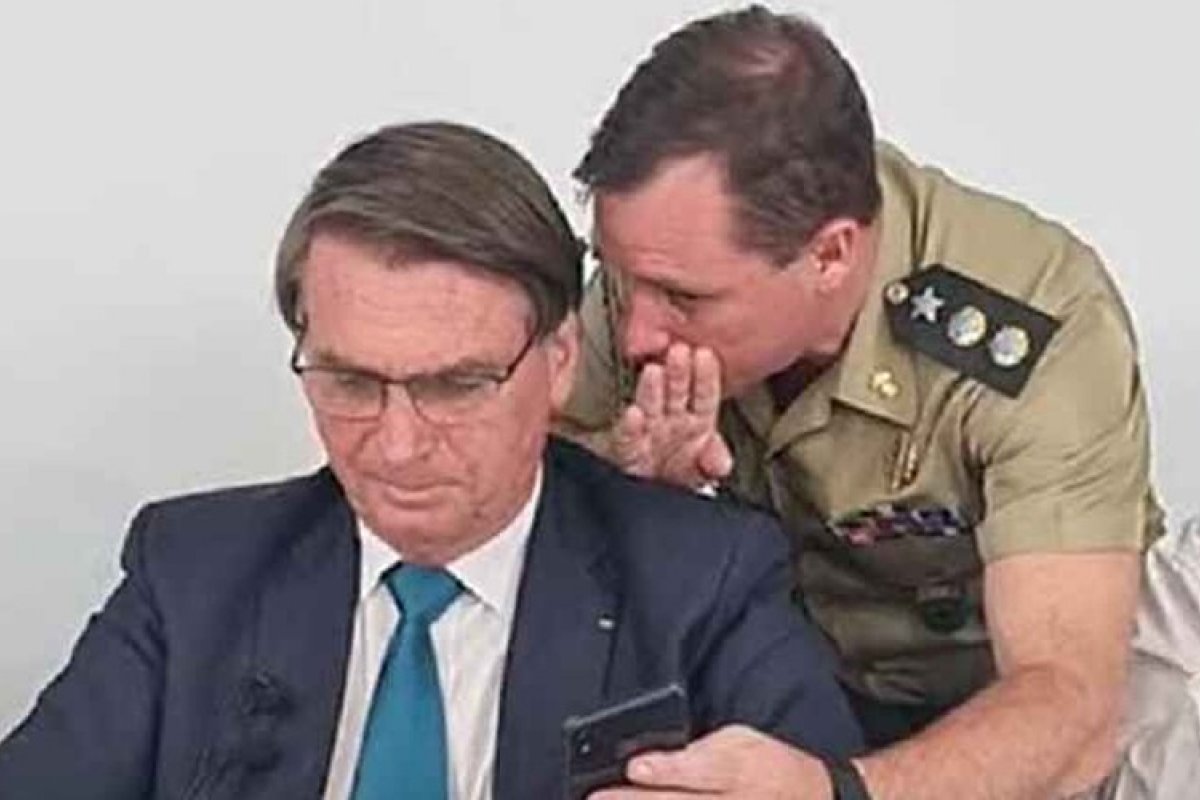Cid diz à Polícia Federal que Bolsonaro ordenou fraudes em cartões de vacina