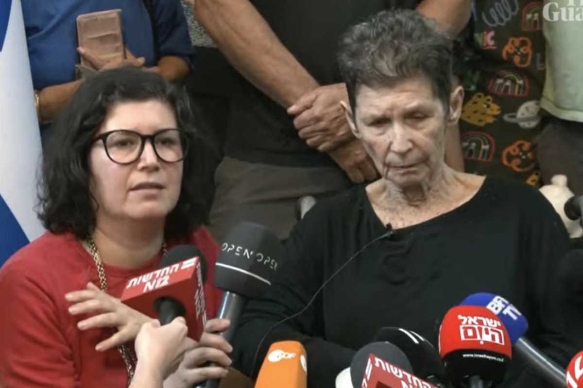 Refém israelense libertada pelo Hamas relata captura: 'passei por um inferno'