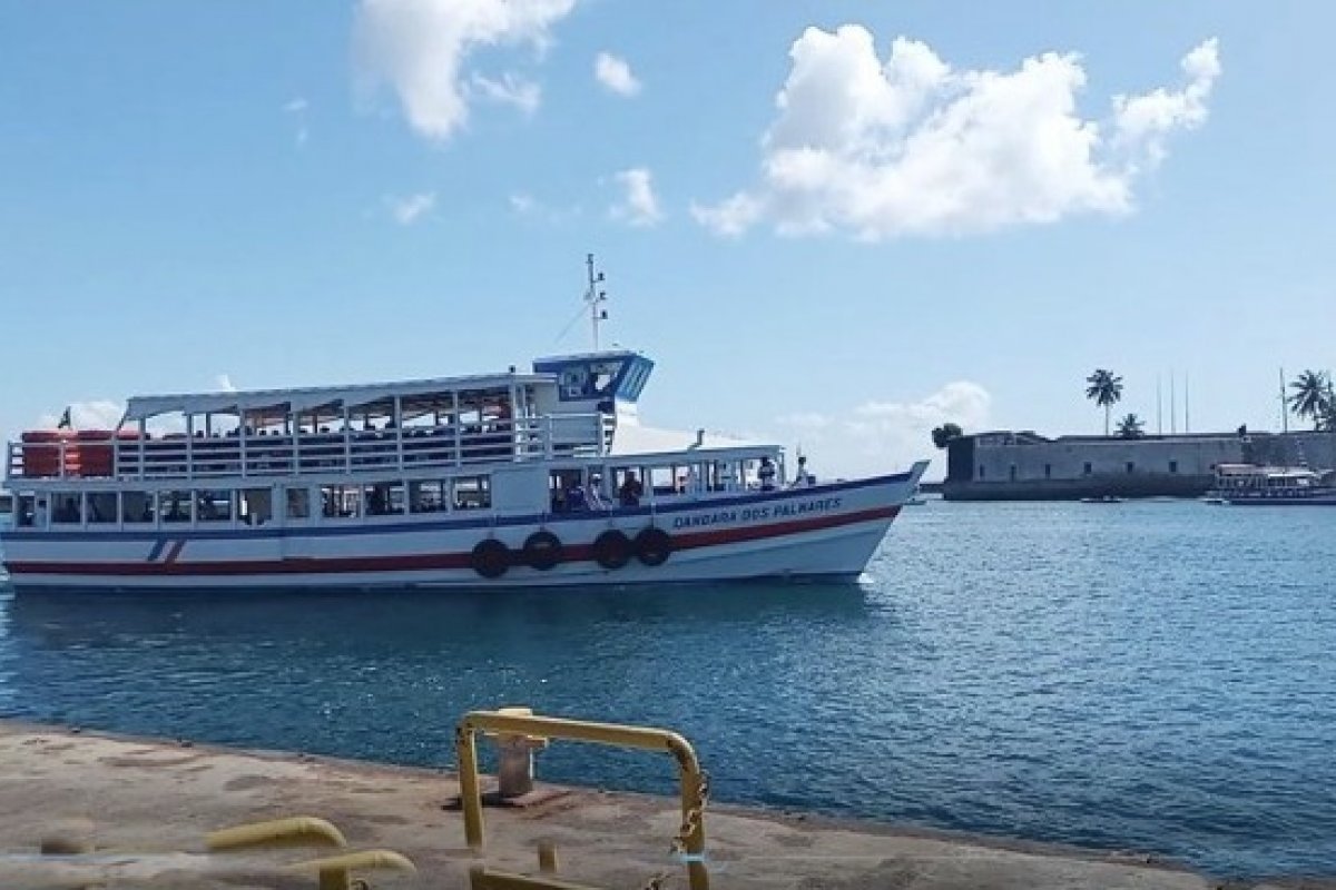 Passageiros encontram embarque imediato nos terminais da travessia entre Salvador e Mar Grande