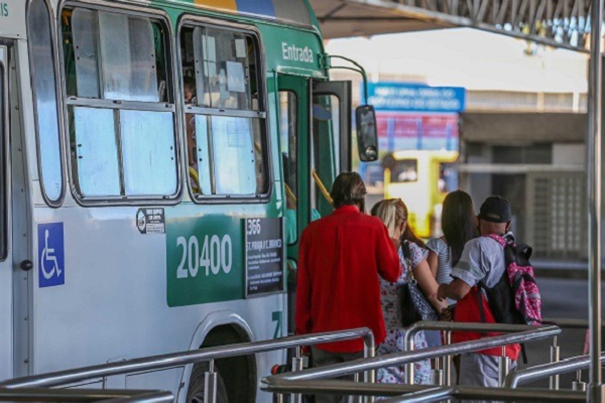 Rodoviários aprovam indicativo de greve geral em Salvador; confira