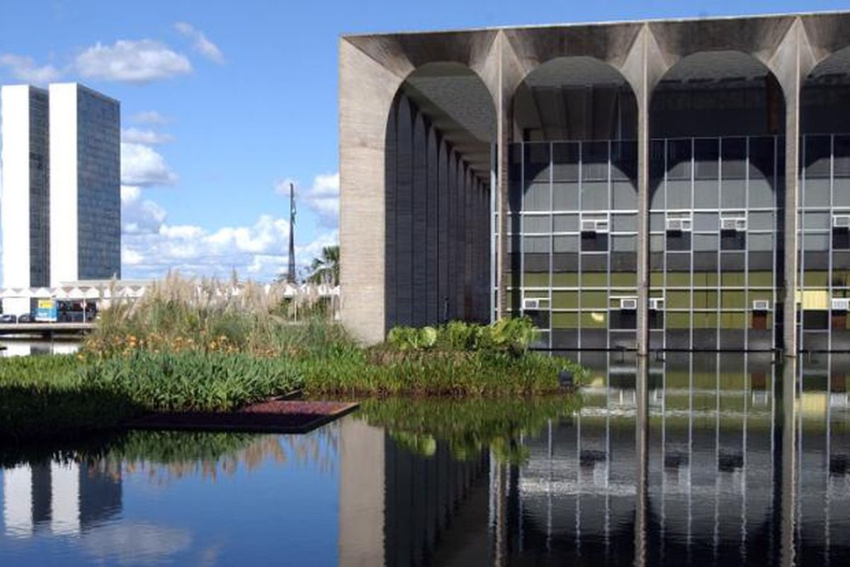 Brasil e Israel fecham parceria de combate ao crime organizado