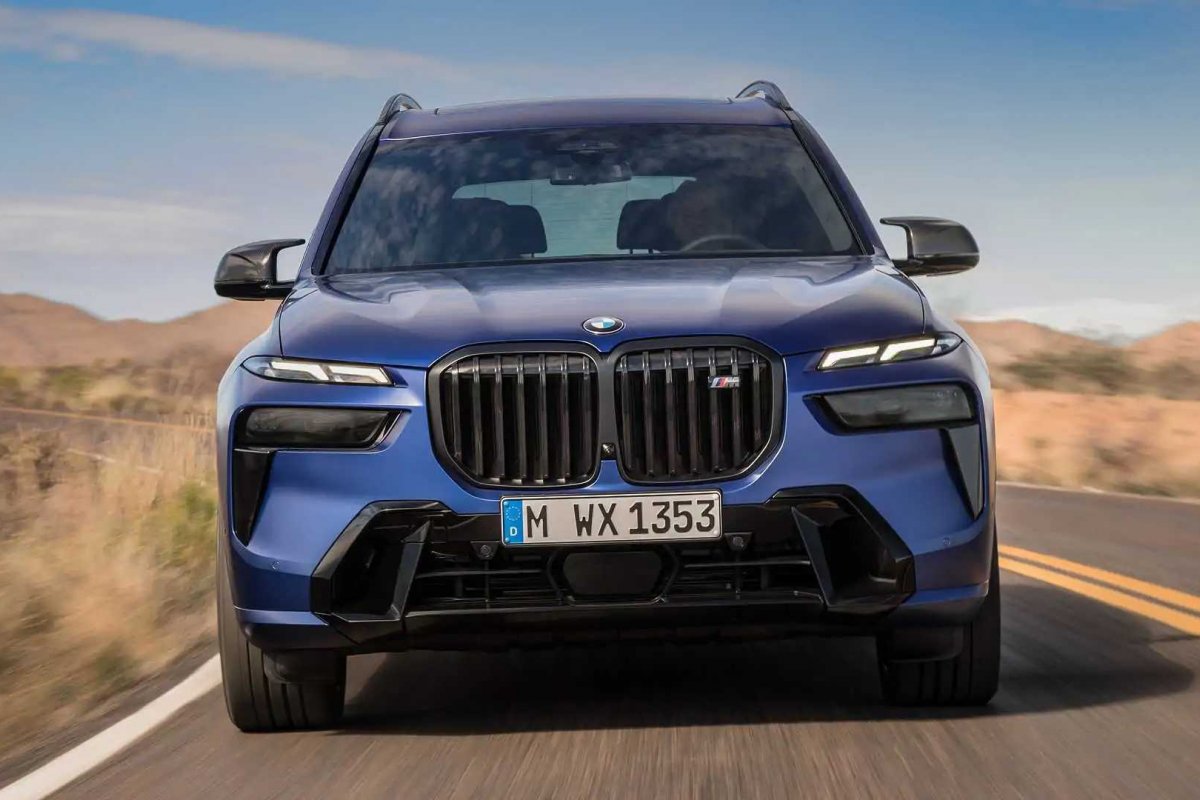 BMW lança X7 renovado no Brasil com motor V8 de 530cv: veja o preço