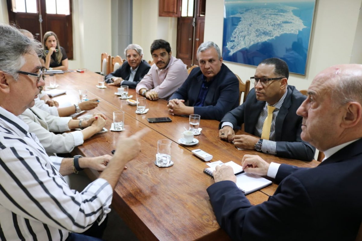 Trade baiano se une para reforçar homenagens à primeira santa brasileira