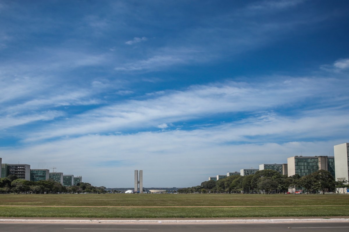 Para 56%, servidor público não representa a diversidade do brasileiro, segundo Datafolha