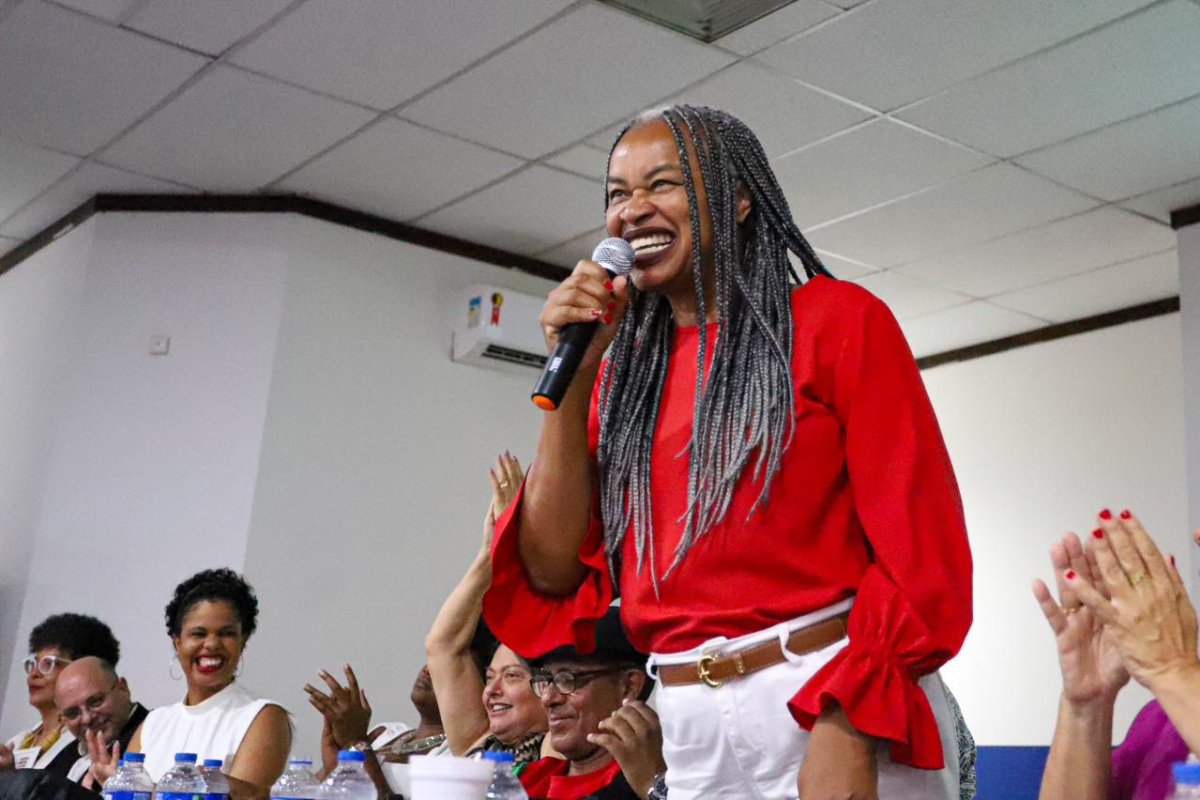 PCdoB Salvador confirma pré-candidatura de Olivia Santana à Prefeitura de Salvador em 2024