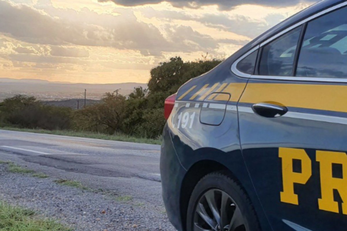 PRF apreende 25 kg de maconha em Santa Catarina