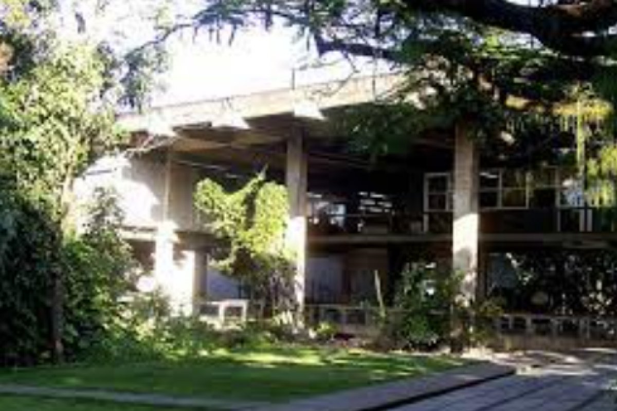 Exposição "Estou Aqui" acontece até o próximo dia 24 de novembro na Faculdade de Arquitetura da UFBA