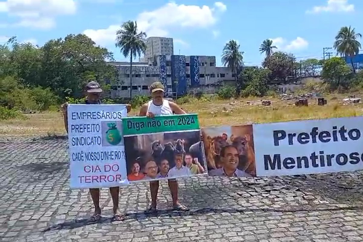 Vídeo: Rodoviários convocam nova manifestação em Salvador contra o prefeito 'pinóquio' Bruno Reis