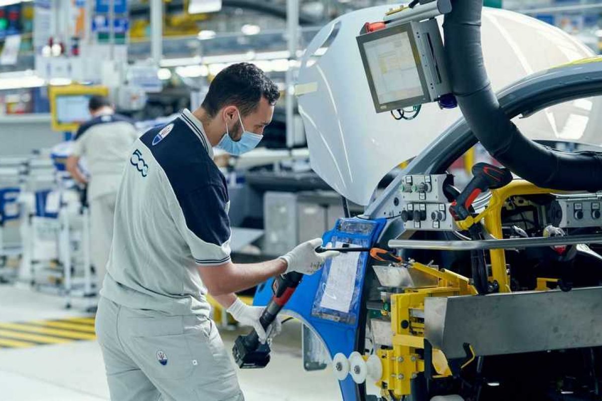 Governo vai elevar tarifa de importação e criar cotas com alíquota zero para estimular produção de carros elétricos