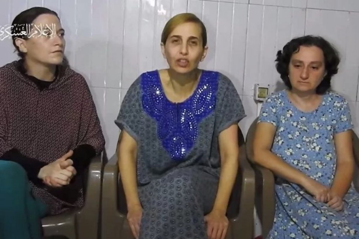 Hamas divulga vídeo com prisioneiras pedindo negociação pela libertação dos reféns