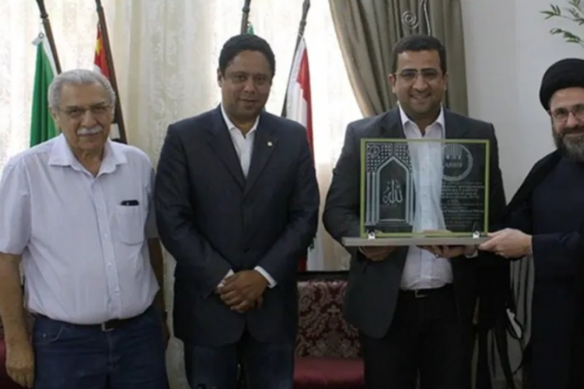 Militante do PCdoB demitido na Câmara atuou como lobista do Irã e Hezbollah