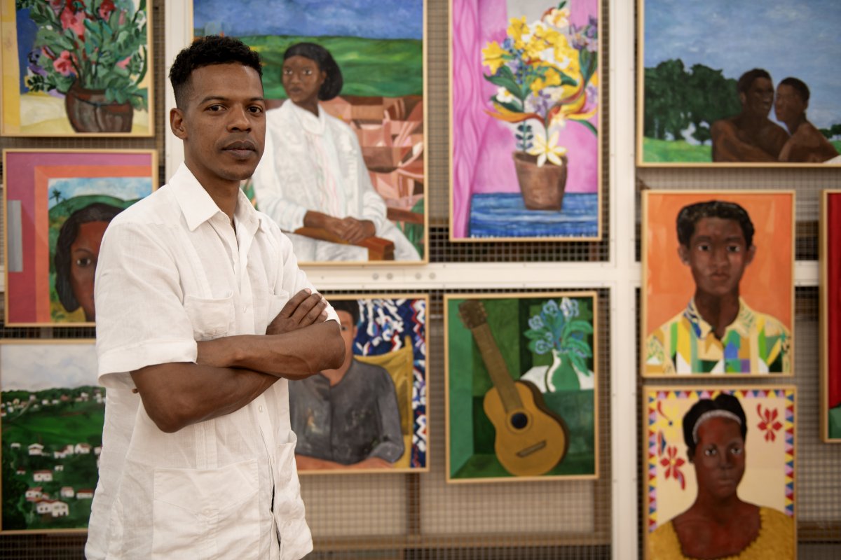 Primeira mostra individual de Rafael Pereira na Galeria Estação, celebra a altivez da negritude e dialoga com a estética provocativa do retrato modernista!
