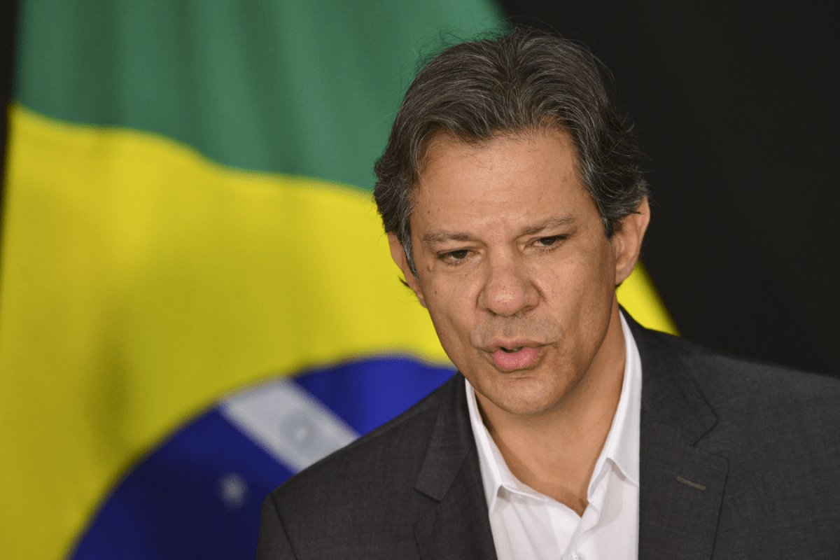 Haddad garante que vai avisar quando houver novidade sobre a meta fiscal