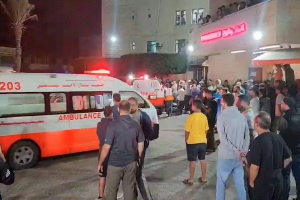 Ataque na Faixa de Gaza deixa 52 mortos em campo de refugiados