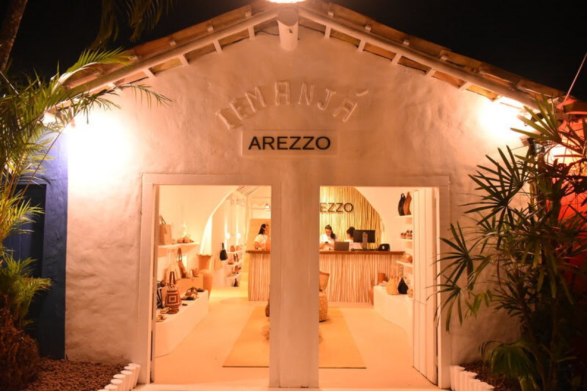 Arezzo inaugura sua primeira loja em Trancoso!