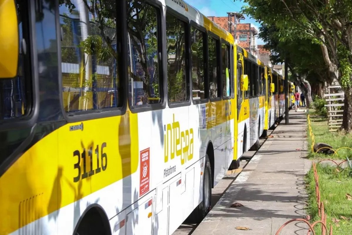 Ônibus voltam a circular no Nordeste de Amaralina e Santa Cruz após operação policial