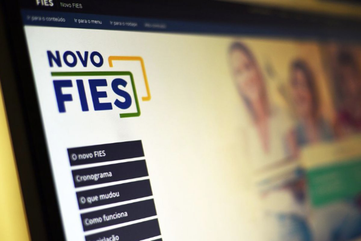 1,2 milhão de estudantes serão beneficiados com renegociação de dívidas do Fies na caixa