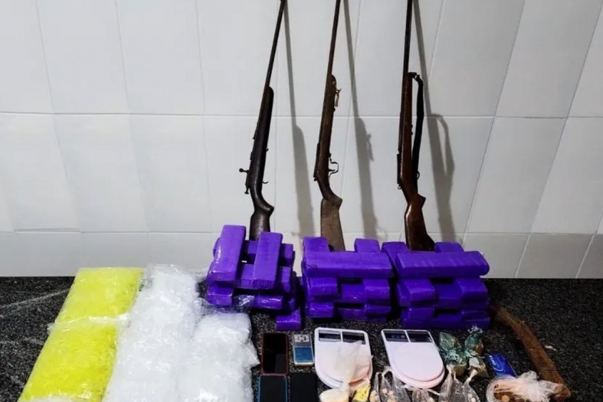 Homens são presos com 20kg de drogas no sul da Bahia