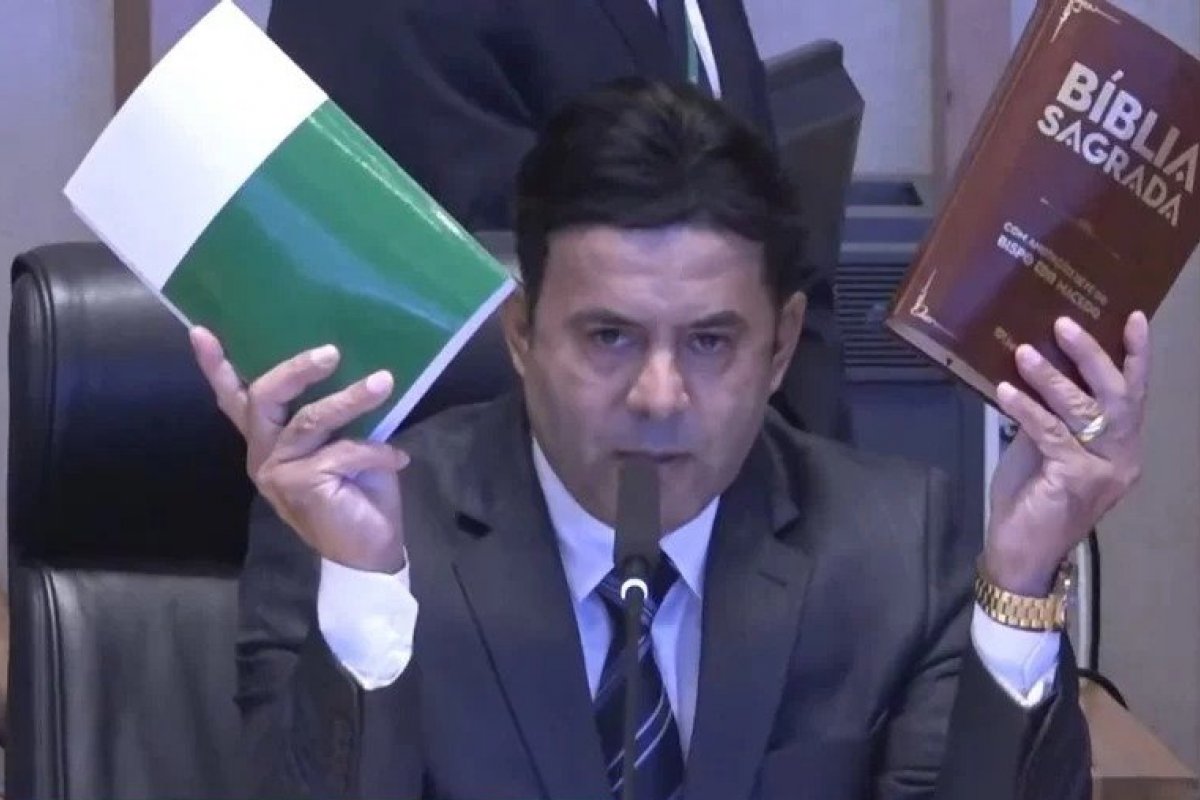 Major detido por participação em atos do 8 de janeiro pede misericórdia a Lula durante depoimento