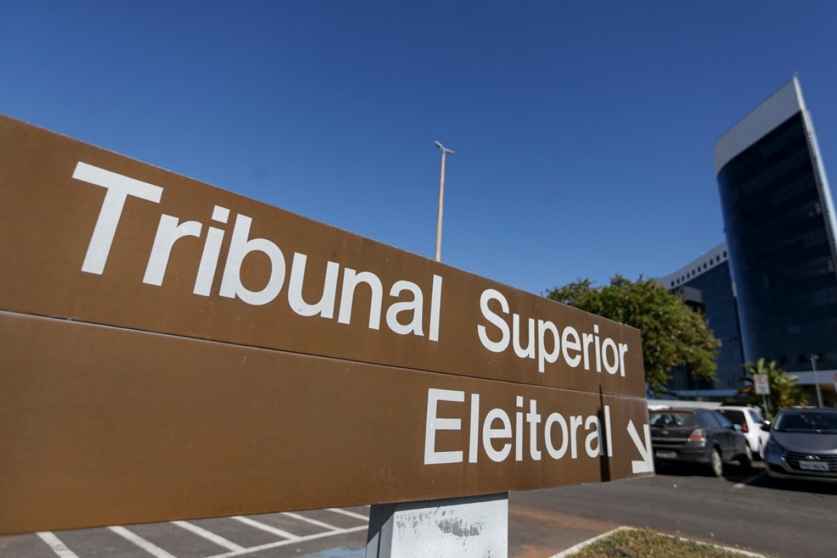 TSE aprova criação do PRD, resultado de fusão entre PTB e Patriota