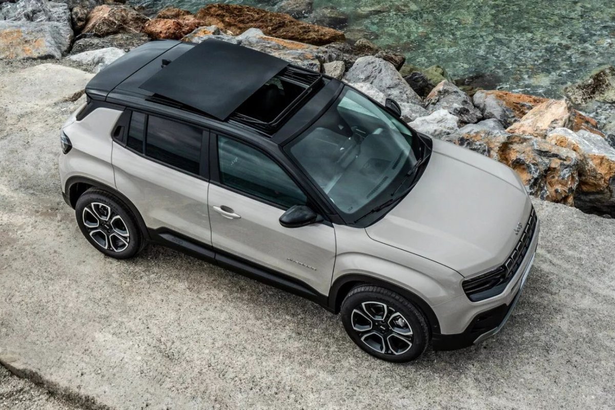 Jeep Avenger híbrido estreia na Europa e fica bem mais perto do Brasil