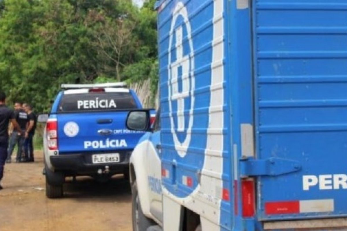 Feto humano é encontrado em rede de esgoto no sul da Bahia