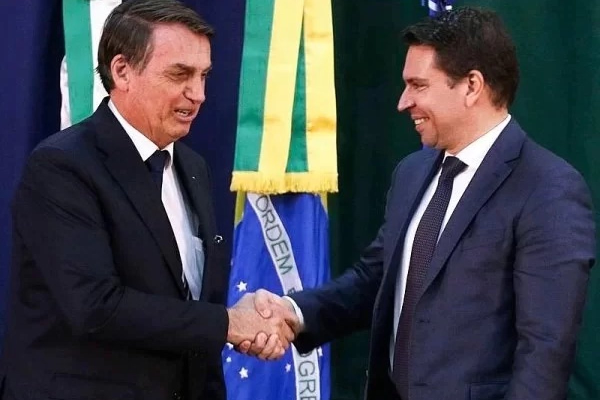 Bolsonaro escolhe Ramagem como candidato do Rio de Janeiro, diz coluna