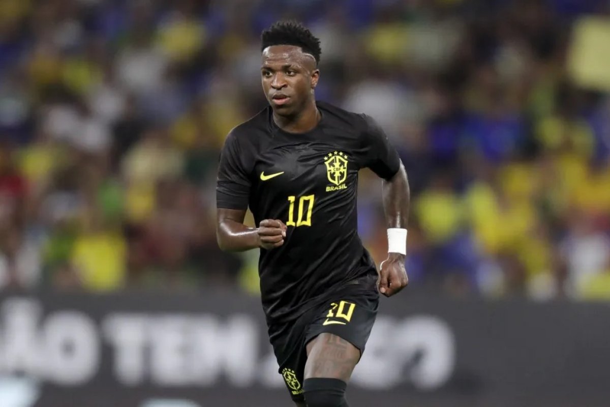 Mais de 40% dos jogadores negros já sofreram racismo, revela pesquisa