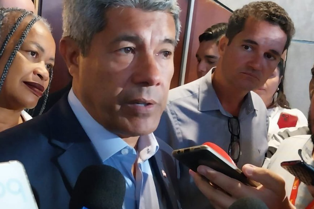 Vídeo: Jerônimo diz ter interesse em definir este ano chapa para concorrer à prefeitura de Salvador, mas alerta: "Não pode ser por decreto"