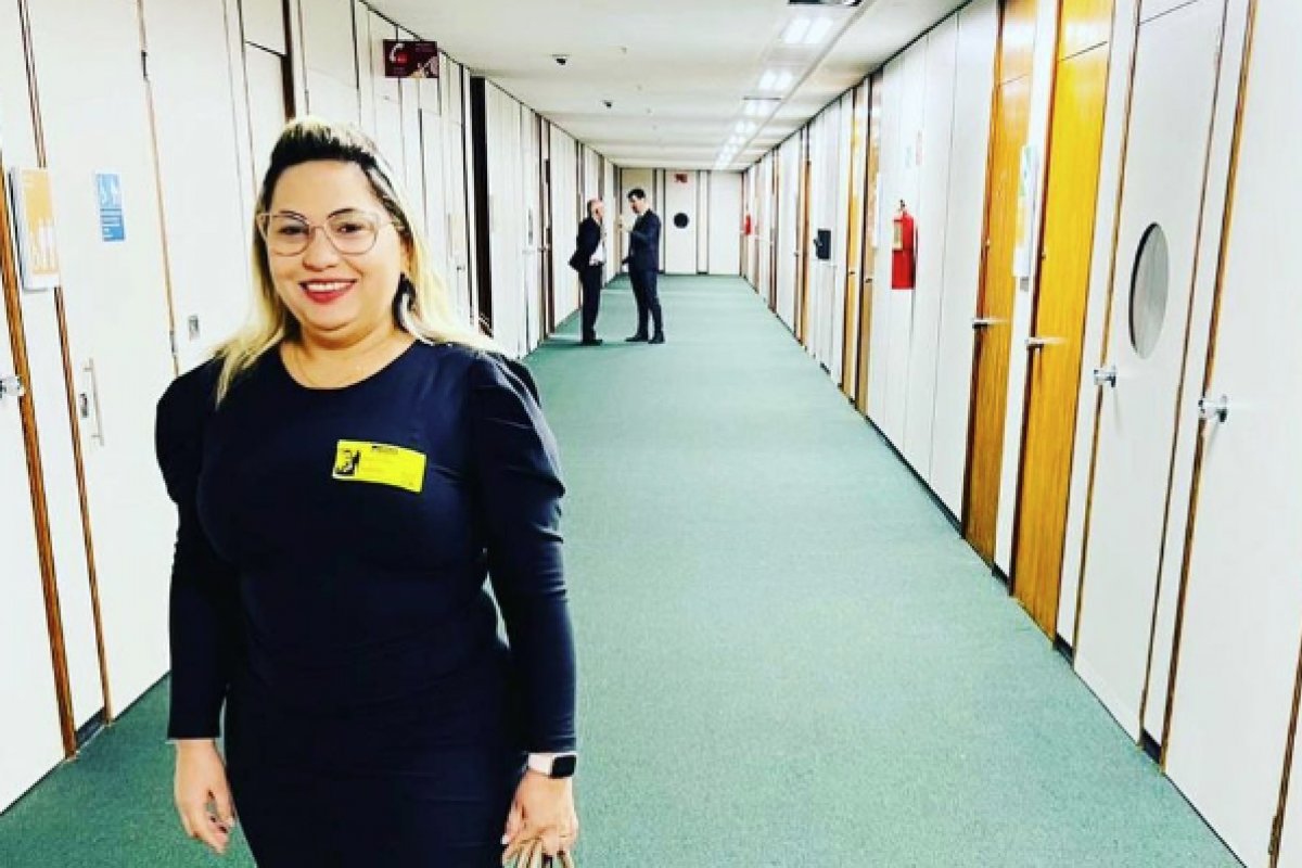 Vídeo: Ministério dos Direitos Humanos financiou viagem de esposa de Líder do Comando Vermelho à Brasília